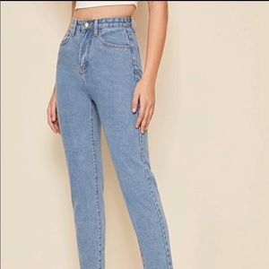 Light washed high rise jeans